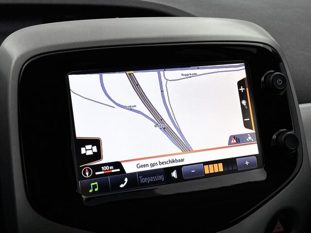 Toyota AYGO 1.0 VVT-i x-sport | LM-velgen | Mistlampen voor | Getinte ramen | Navigatie | achteruitrijcamera | Reservering Michel Jongenelen Roosendaal