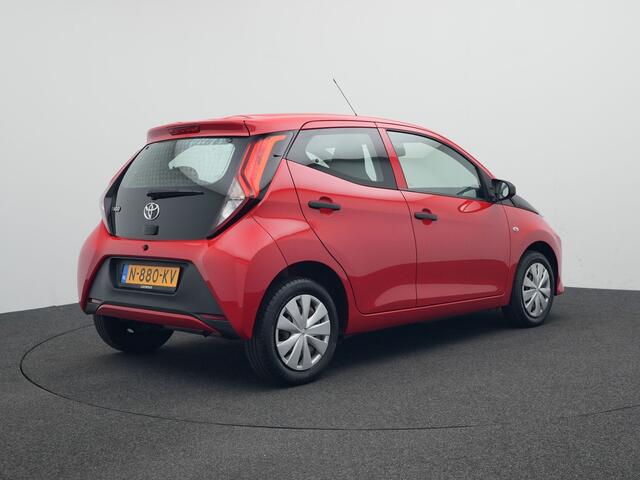 Toyota AYGO 1.0 VVT-i x-fun