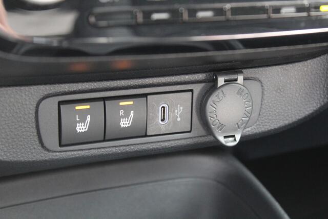 Toyota AYGO X 1.0 VVT-i MT First | Rijklaar | Stoelverw. | LED | Clima | Camera | Apple/Android | Privacyglass | Adap.cruise