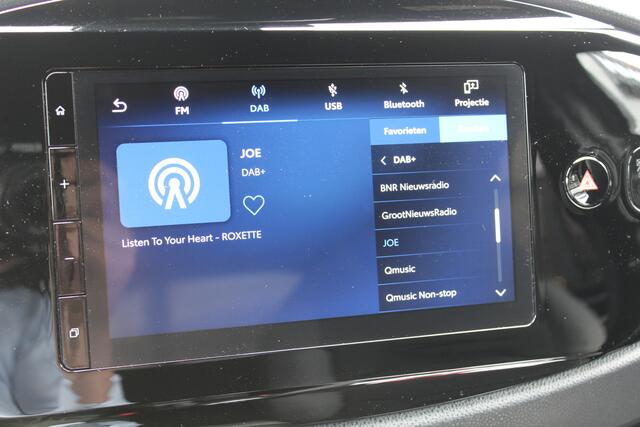 Toyota AYGO X 1.0 VVT-i MT First | Rijklaar | Stoelverw. | LED | Clima | Camera | Apple/Android | Privacyglass | Adap.cruise