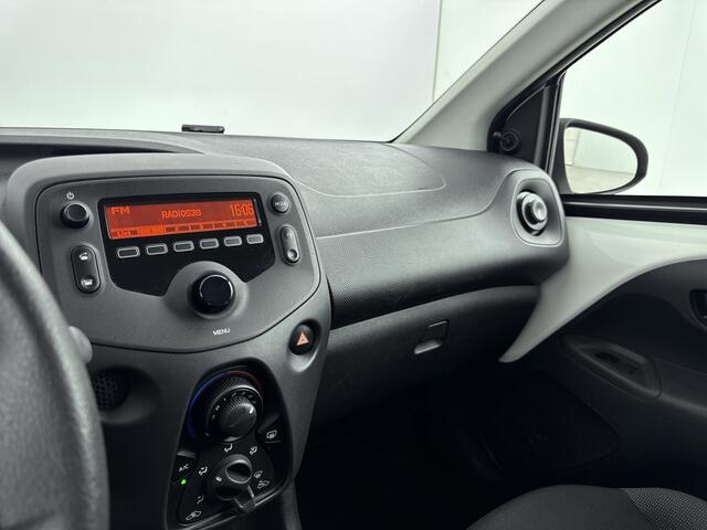Toyota AYGO 1.0 VVT-i x-fun | Airco | Bluetooth | Radio |