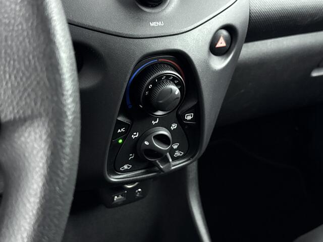 Toyota AYGO 1.0 VVT-i x-fun | Airco | Bluetooth | Radio |