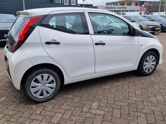 Toyota AYGO 1.0 VVT-i x-fun Airco Bluetooth