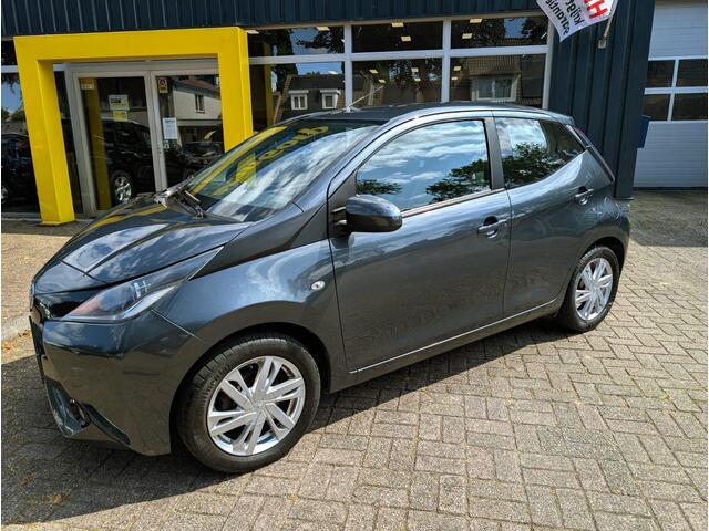 Toyota AYGO 1.0 VVT-i x-play All-in prijs!