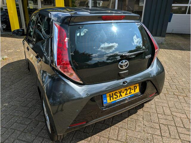 Toyota AYGO 1.0 VVT-i x-play All-in prijs!