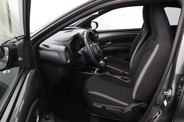 Toyota AYGO X 1.0 VVT-i MT Pulse | Stoelverwarming | BI-Tone | Adaptieve Cruisecontrol | Achteruitrijcamera |