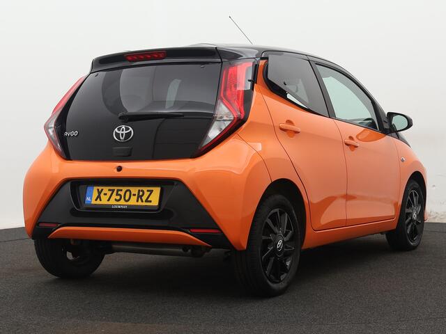 Toyota AYGO 1.0 X-cite | Automaat | Carplay | Lichtmetalen velgen |