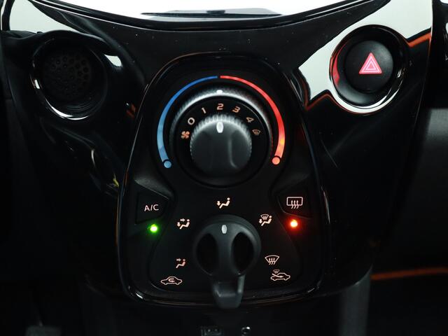 Toyota AYGO 1.0 X-cite | Automaat | Carplay | Lichtmetalen velgen |