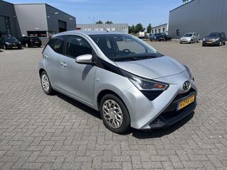 toyota-aygo-1.0-vvt-i-x-play