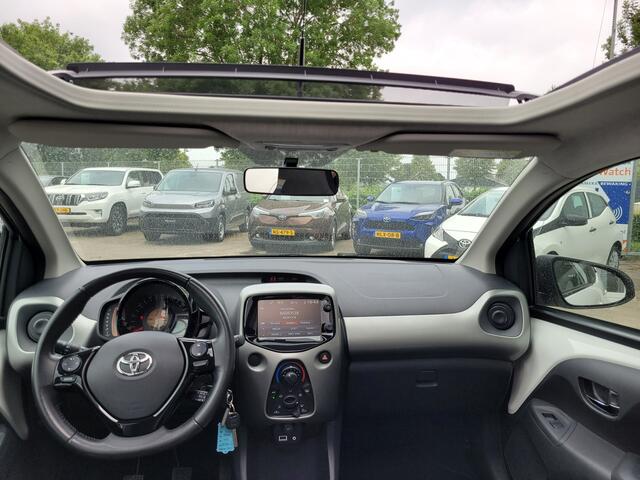Toyota AYGO 1.0 VVT-i x-wave |El.bed. vouwdak, Airco, el.ramen, cruisectr.