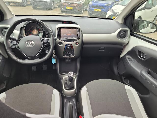 Toyota AYGO 1.0 VVT-i x-wave |El.bed. vouwdak, Airco, el.ramen, cruisectr.