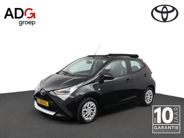 Toyota AYGO 1.0 VVT-i x-play cabrio | Electrisch vouwdak | Apple carplay -Android auto | Parkeercamera |