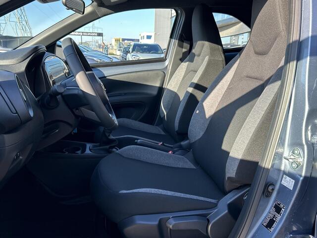Toyota AYGO X 1.0 VVT-i S-CVT Play **AUTOMAAT/ NIEUWE AUTO/ DIRECT LEVERBAAR**