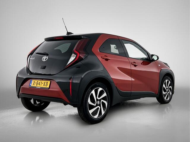 Toyota AYGO X 1.0 VVT-i S-CVT Pulse | Apple Carplay/Android Auto | Climate Controle | Camera | LED Verlichting |