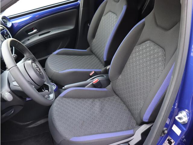 Toyota AYGO X 1.0 VVT-i S-CVT Automaat Pulse Bitone lak