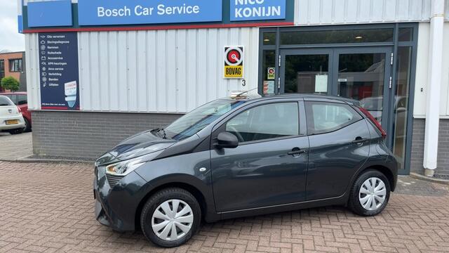 Toyota AYGO 1.0 VVT-i x-fun