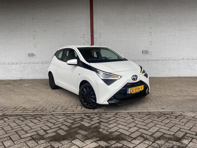 Toyota AYGO 1.0 VVT-i x-play limited | Camera | BleuTooth |
