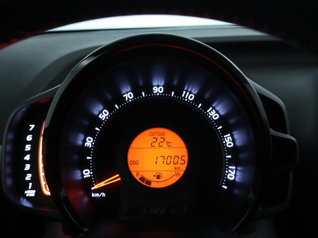 Toyota AYGO 1.0 VVT-i x-first