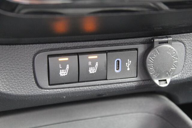Toyota AYGO X 1.0 VVT-i MT First | Rijklaar | Stoelverw. | LED | Clima | Camera | Apple/Android | Privacyglass | Adap.cruise