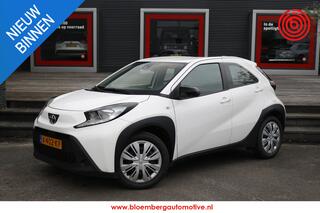 toyota-aygo-x-1.0-vvt-i-mt-play