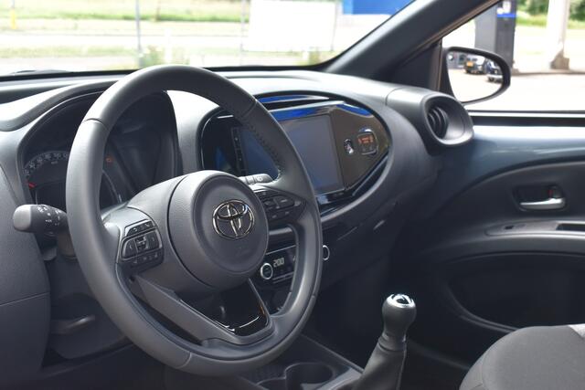 Toyota AYGO X 1.0 VVT-i MT Pulse Pack | Stoelverwarming | Climate | Carplay Navi | ACC | 12 mnd BOVAG garantie Whatsapp 06-53188999
