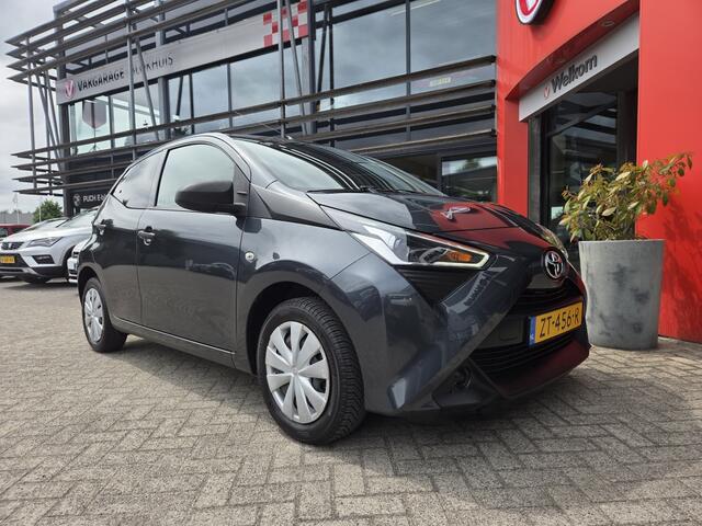 Toyota AYGO 1.0 VVT-i x-fun