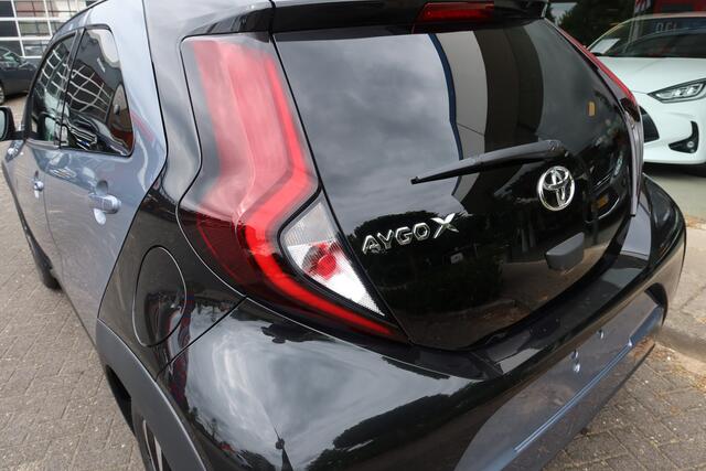 Toyota AYGO X 1.0 VVT-i S-CVT Pulse AUTOMAAT -NIEUW- direct rijden !