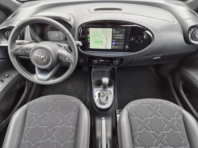 Toyota AYGO X 1.0 VVT-i S-CVT first Automaat / Navigatie middels Apple Carplay Android Auto / Adaptief CC / Climate control / Achteruitrijcamera / Keyless Entry/Start / Navigatie / Lichtmetalen wielen 18" / Parkeersensoren voor en achter /