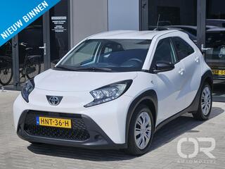 toyota-aygo-x-1.0-vvt-i-mt-business
