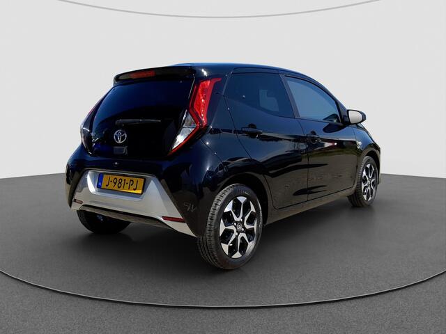 Toyota AYGO 1.0 VVT-i x-joy | Airco | Camera | LM Velgen |