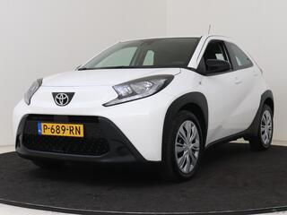 toyota-aygo-x-1.0-vvt-i-mt-play-i-a