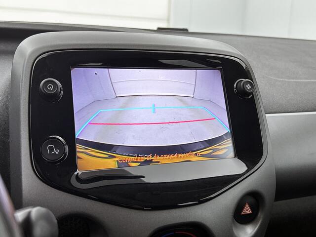 Toyota AYGO 1.0 VVT-i x-play | Airco | Apple Carplay/Android Auto | Camera |