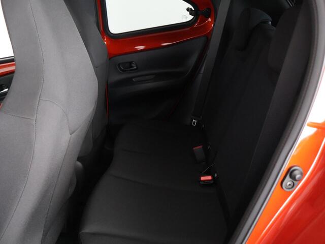 Toyota AYGO X 1.0 VVT-i S-CVT Pulse | Stoelverwarming | Adaptief Cruise Control | Achteruitrij Camera |