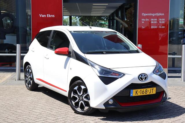 Toyota AYGO 1.0 VVT-i x-joy, Red Pack, Carplay