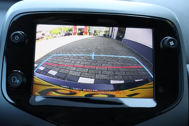 Toyota AYGO 1.0 VVT-i x-joy, Red Pack, Carplay