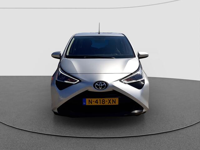Toyota AYGO 1.0 VVT-i x-play | Airco | Camera | Carplay | Android Auto |