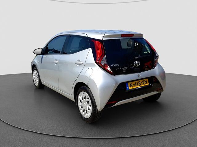 Toyota AYGO 1.0 VVT-i x-play | Airco | Camera | Carplay | Android Auto |