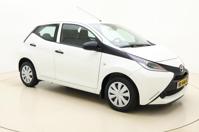 Toyota AYGO 1.0 VVT-i x-fun | Airco | 5 Deuren | Zuinige motor | Electrische ramen | LED Dagrijdverlichting | Airbags | Centrale deurvergrendeling