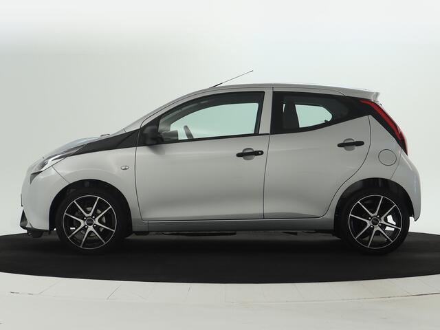 Toyota AYGO 1.0 VVT-i x-fun