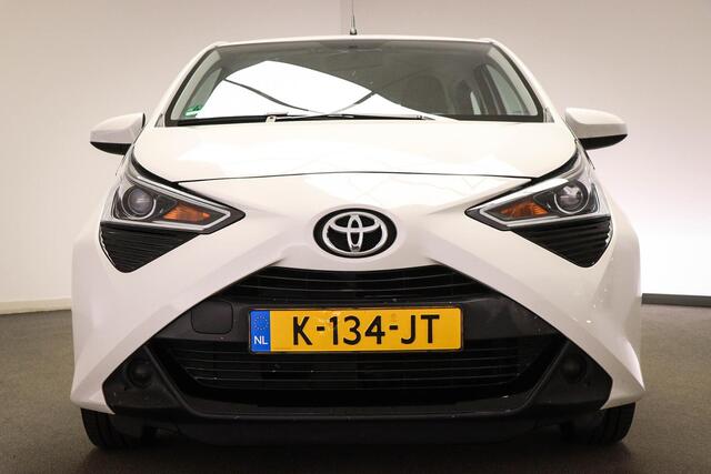 Toyota AYGO 1.0 VVT-i x-play | AIRCO | CAMERA