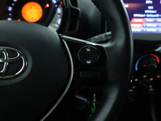 Toyota AYGO 1.0 VVT-i x-cite