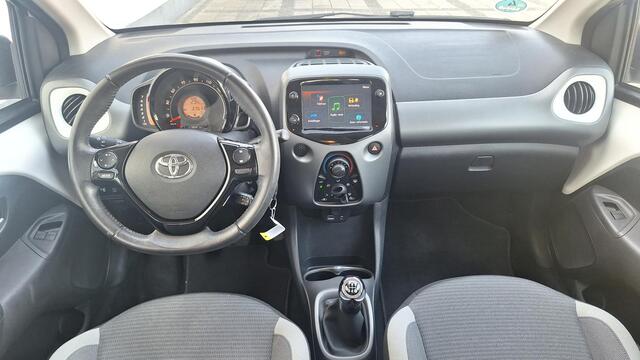 Toyota AYGO 1.0 VVT-i x-play rijklaar prijs