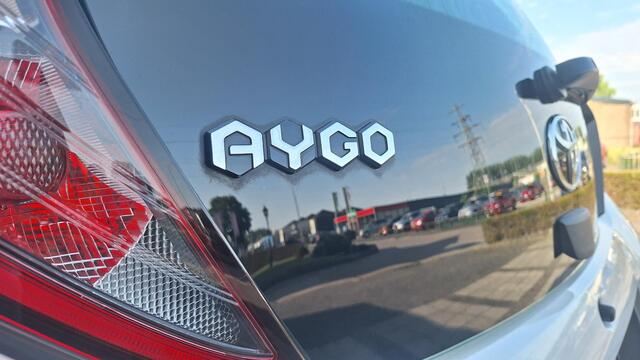 Toyota AYGO 1.0 VVT-i x-play rijklaar prijs