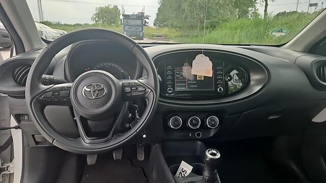 Toyota AYGO X 1.0 VVT-i MT Play | Apple Carplay & AndroidAUTO | Privacy Glass |