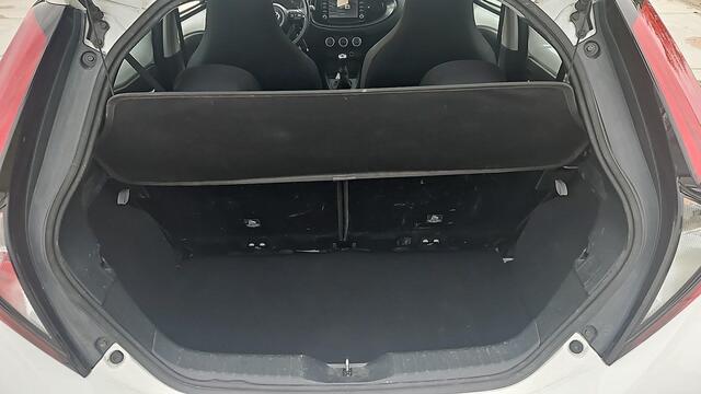Toyota AYGO X 1.0 VVT-i MT Play | Apple Carplay & AndroidAUTO | Privacy Glass |