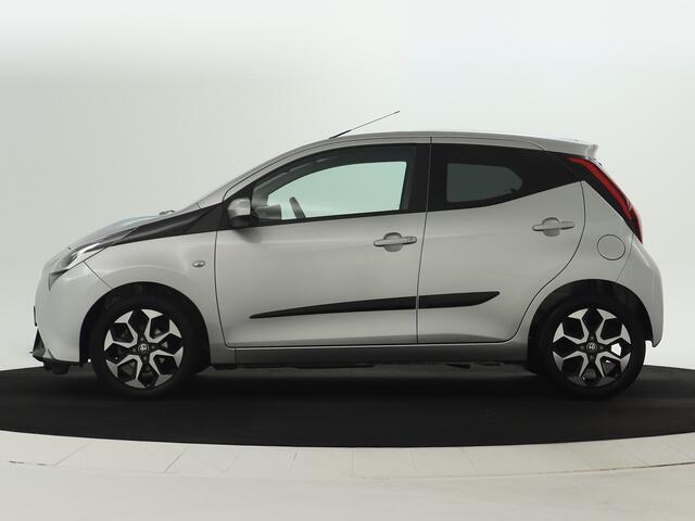 Toyota AYGO 1.0 VVT-i x-cite