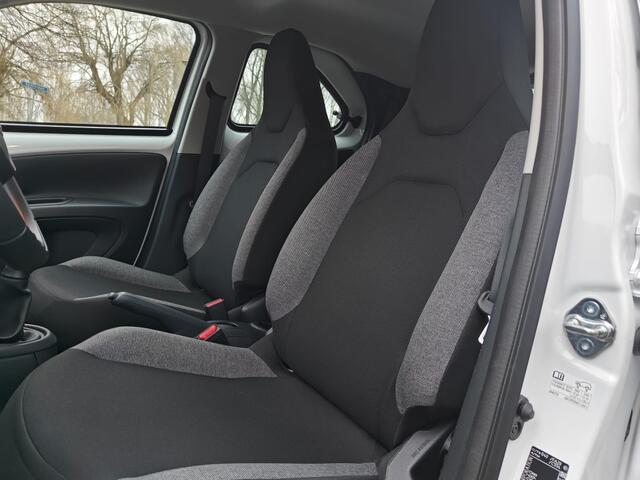 Toyota AYGO 1.0 VVT-i MT Play