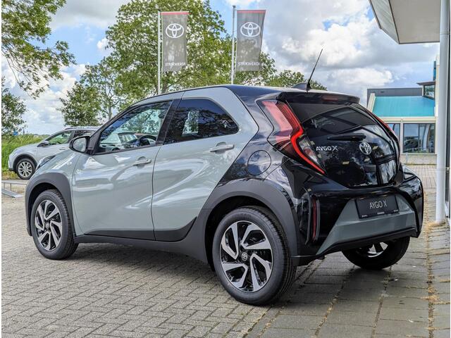 Toyota AYGO X 1.0 VVT-i MT Pulse | NIEUW | Led | Climate Control | Camera | Apple Carplay/Android Auto | Adap. Cruise