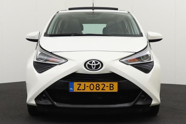 Toyota AYGO 1.0 Cabrio VVT-i x-play Carplay Camera LED