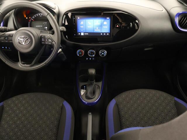 Toyota AYGO X 1.0 VVT-i S-CVT Pulse Automaat | Stoelverwarming | Adaptief Cruise Control | Camera |